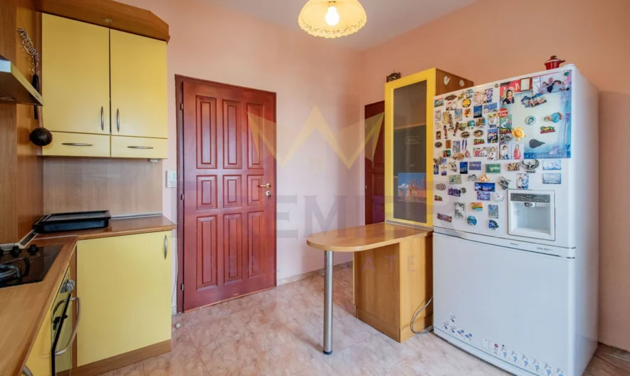 Триетажна къща в квартал Бояна -  - снимка 62 - Имоти Премиер