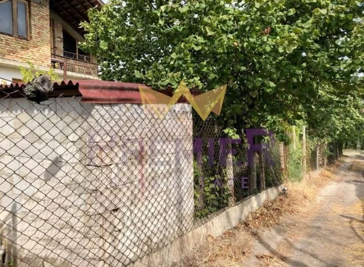 Триетажна къща в м. Манастирски рид -  - снимка 7 - Имоти Премиер