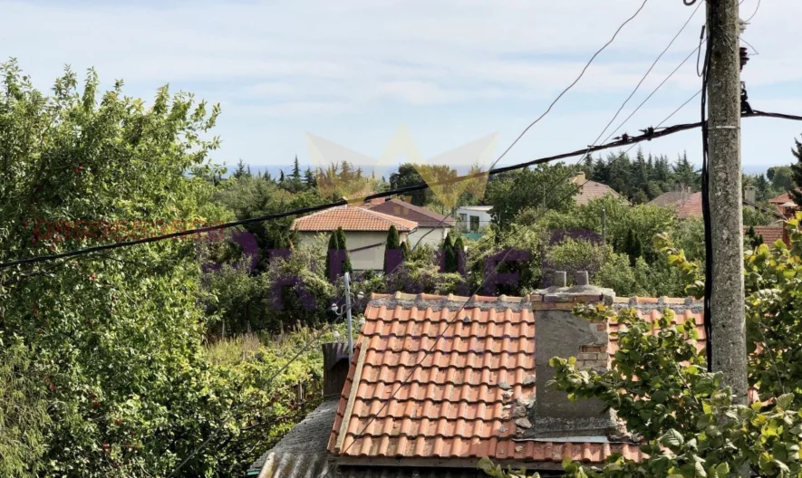 Триетажна къща в м. Манастирски рид -  - снимка 8 - Имоти Премиер