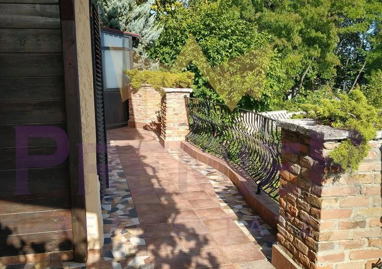 Триетажна къща в м-т Ален мак -  - снимка 11 - Имоти Премиер