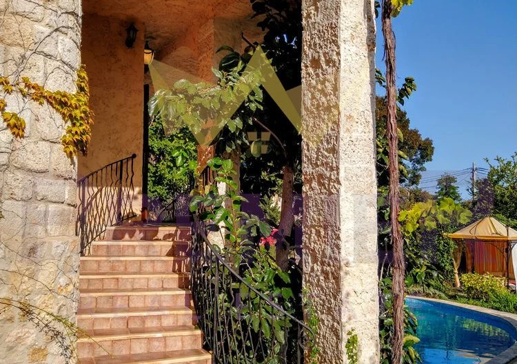 Триетажна къща в м-т Ален мак -  - снимка 13 - Имоти Премиер