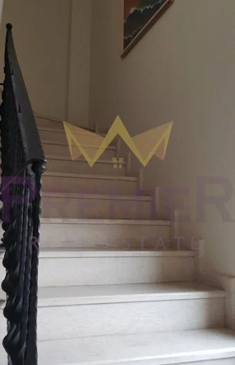 ТРИЕТАЖНА КЪЩА В М-Т ТРАКАТА - - снимка 13 - Имоти Премиер