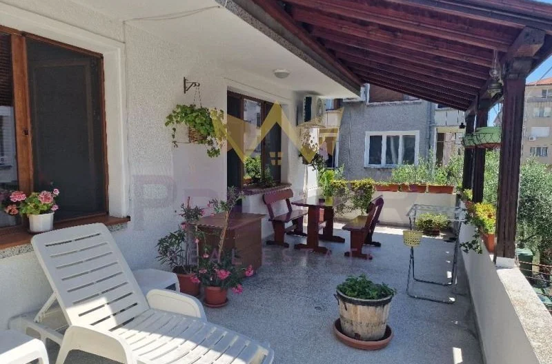 Триетажна къща в Поморие -  - снимка 5 - Имоти Премиер