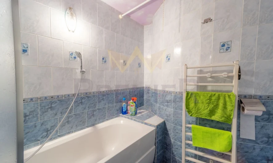 Триетажна къща в с. Долище -  - снимка 13 - Имоти Премиер