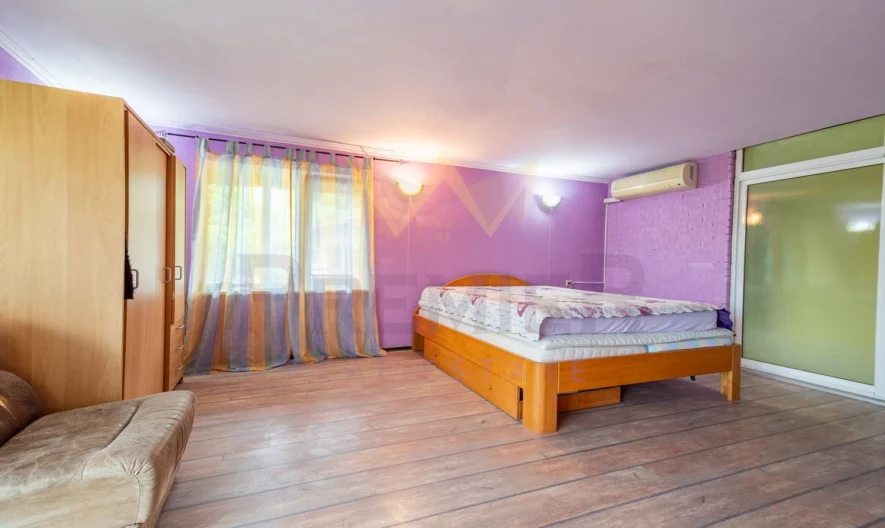 Триетажна къща в с. Долище -  - снимка 18 - Имоти Премиер