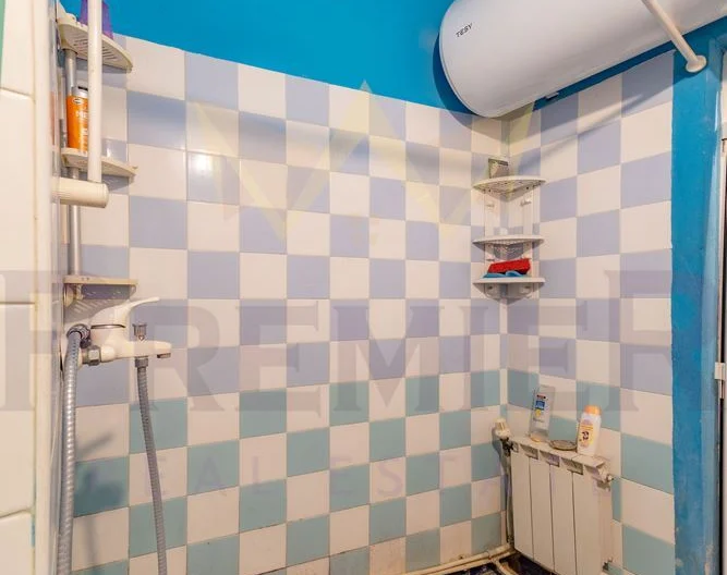 Триетажна къща в с. Долище -  - снимка 6 - Имоти Премиер