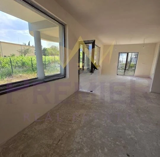 Триетажна къща в с. Равна гора -  - снимка 3 - Имоти Премиер