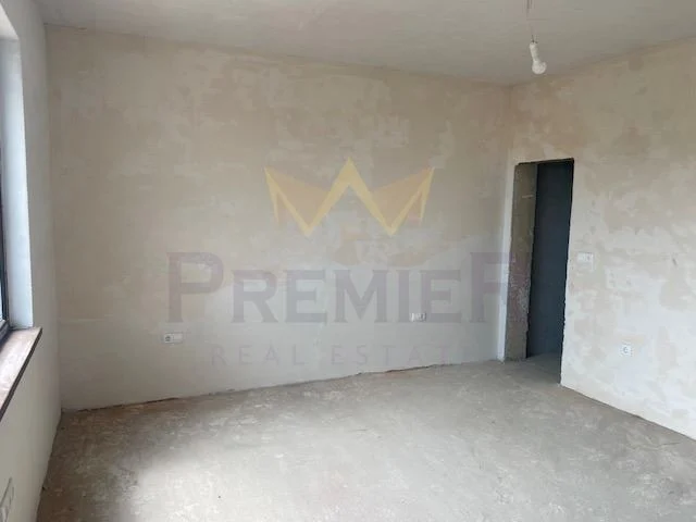 Триетажна къща в с. Равна гора -  - снимка 7 - Имоти Премиер