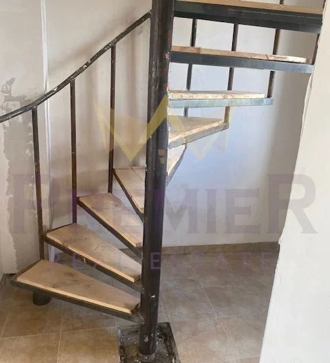 Триетажна къща в с. Равна гора -  - снимка 9 - Имоти Премиер