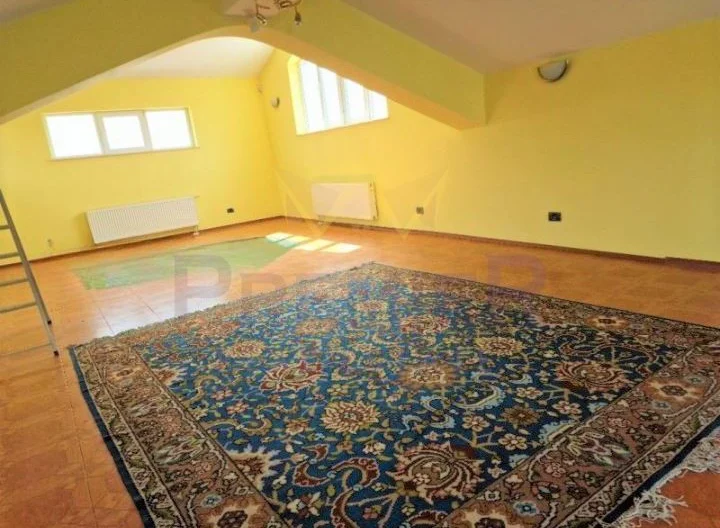 Триетажна къща в с.Бистрица -  - снимка 8 - Имоти Премиер