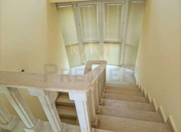 Триетажна къща в с.Бистрица -  - снимка 9 - Имоти Премиер