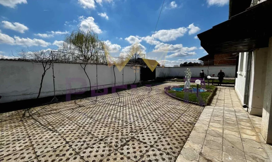 Триетажна къща в село Овчарово -  - снимка 5 - Имоти Премиер