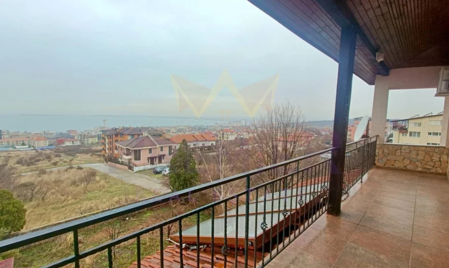 Триетажна къща в Свети Влас -  - снимка 13 - Имоти Премиер