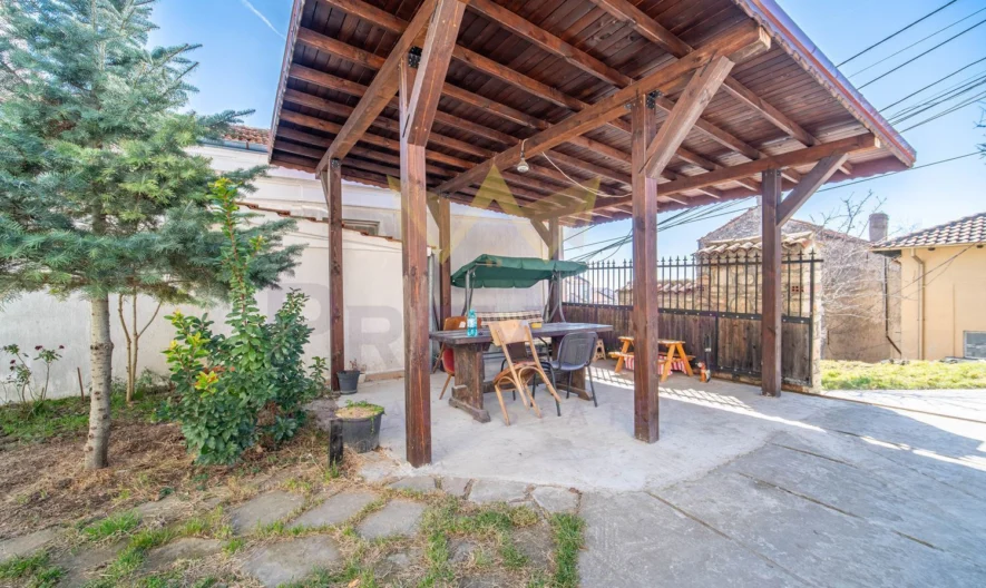 Триетажна къща в централната част на гр. Балчик -  - снимка 19 - Имоти Премиер