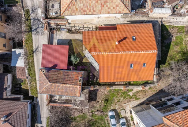 Агенция за недвижими имоти - Имоти Премиер - имот - 1056969, Цена: 269500 EUR