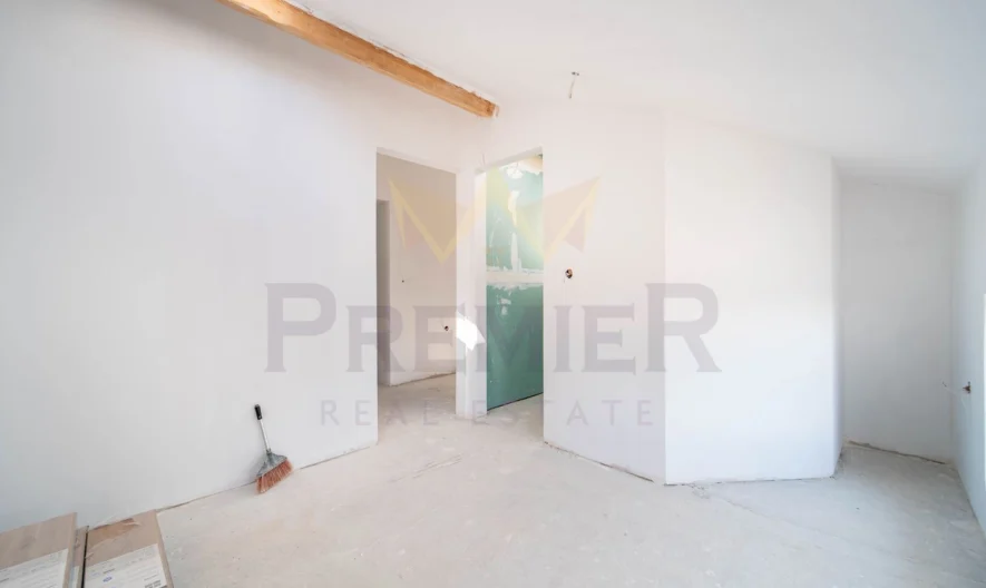 Триетажна къща в централната част на гр. Балчик -  - снимка 25 - Имоти Премиер