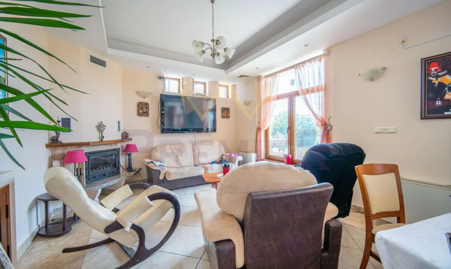 Триетажна къща за гости с разработен бизнес в с. Българево! Без комисион от страна на купувача ! -  - снимка 10 - Имоти Премиер