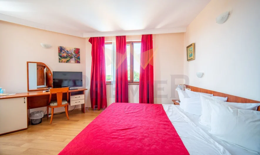 Триетажна къща за гости с разработен бизнес в с. Българево! Без комисион от страна на купувача ! -  - снимка 15 - Имоти Премиер