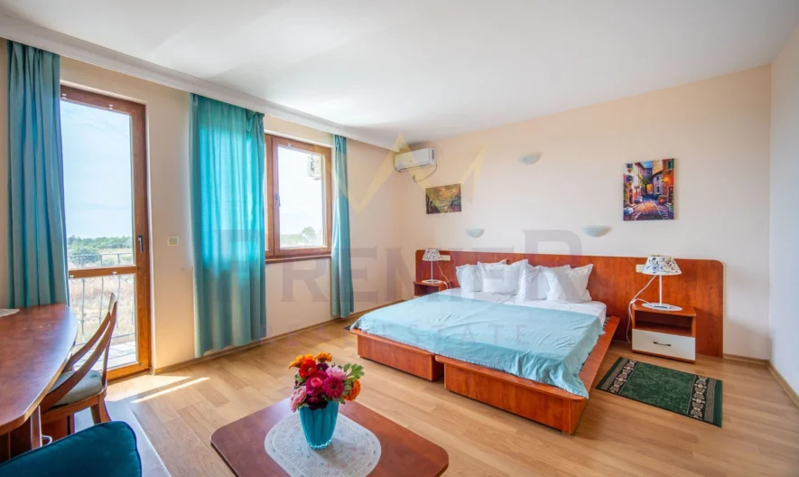 Триетажна къща за гости с разработен бизнес в с. Българево! Без комисион от страна на купувача ! -  - снимка 17 - Имоти Премиер