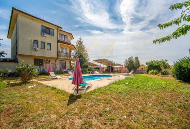 Агенция за недвижими имоти - Имоти Премиер - имот - 1046535, Цена: 350000 EUR