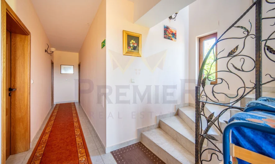 Триетажна къща за гости с разработен бизнес в с. Българево! Без комисион от страна на купувача ! -  - снимка 29 - Имоти Премиер