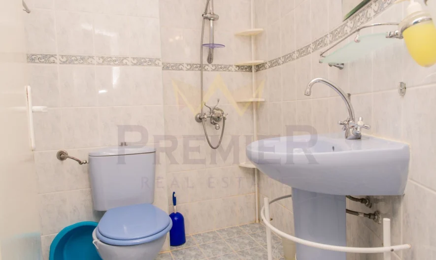 ТРИЕТАЖНА ВИЛА -  - снимка 13 - Имоти Премиер