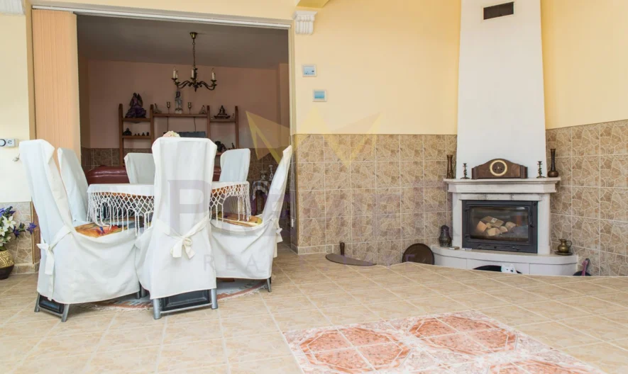 ТРИЕТАЖНА ВИЛА -  - снимка 18 - Имоти Премиер