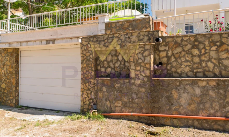 ТРИЕТАЖНА ВИЛА -  - снимка 24 - Имоти Премиер