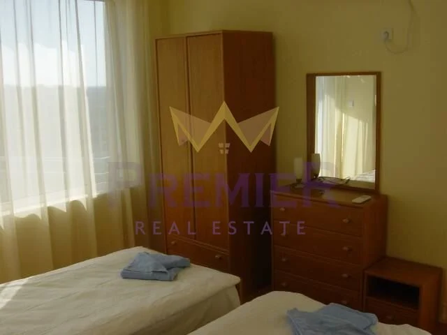 Тристаен Ахелой - - снимка 10 - Имоти Премиер