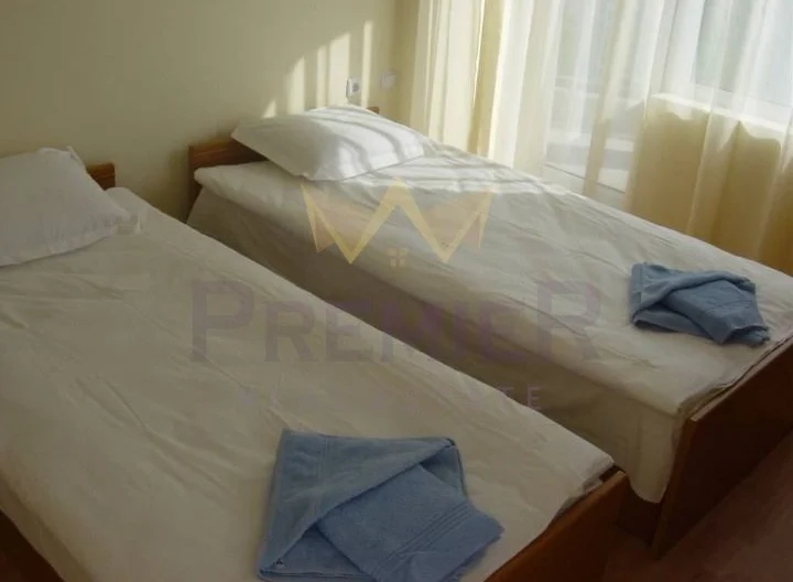 Тристаен Ахелой - - снимка 11 - Имоти Премиер