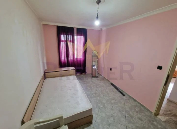 Тристаен апаратемент в ж.к.Обеля 2 -  - снимка 10 - Имоти Премиер