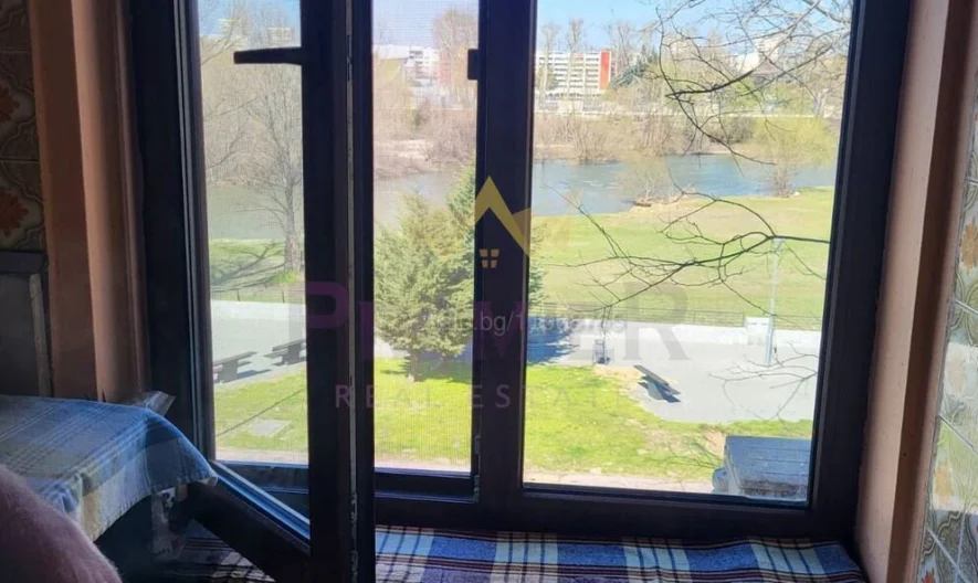 Тристаен апартамен на страхотна локация -  - снимка 13 - Имоти Премиер