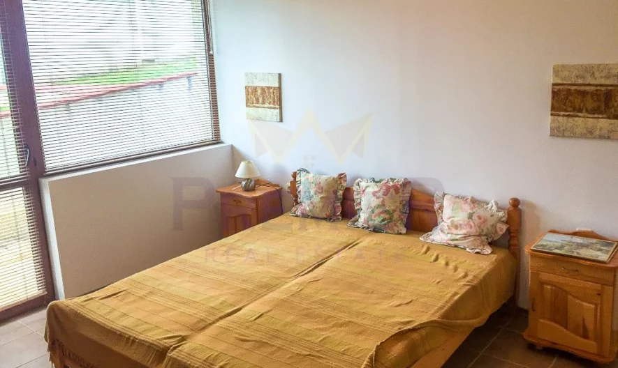 Тристаен апартамент - - снимка 1 - Имоти Премиер