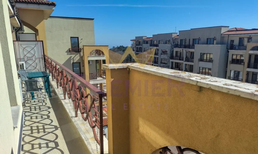 Тристаен апартамент -  - снимка 1 - Имоти Премиер