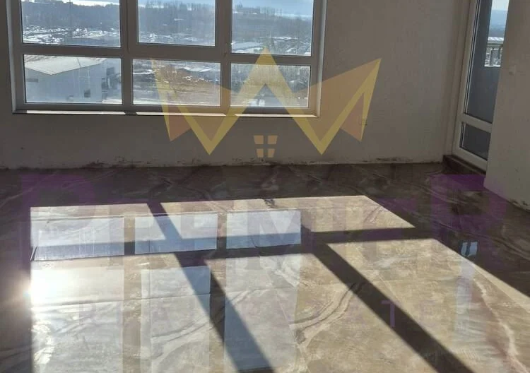 Тристаен апартамент -  - снимка 1 - Имоти Премиер