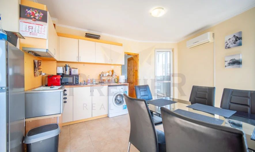 Тристаен апартамент -  - снимка 1 - Имоти Премиер