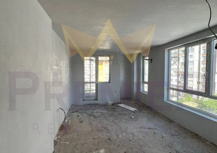 Тристаен апартамент -  - снимка 1 - Имоти Премиер