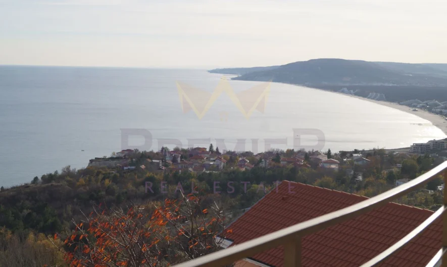 Тристаен Апартамент - - снимка 1 - Имоти Премиер