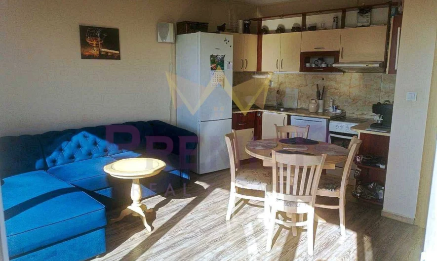 Тристаен апартамент -  - снимка 1 - Имоти Премиер