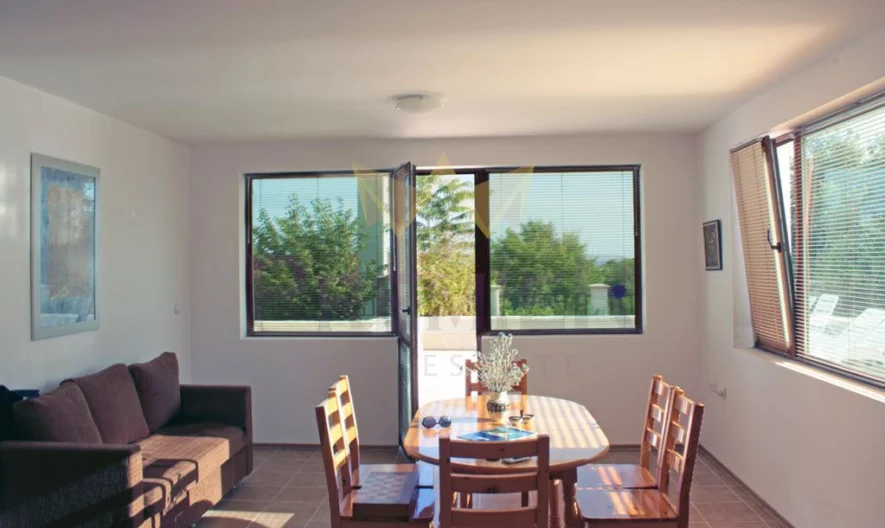 Тристаен апартамент - - снимка 12 - Имоти Премиер