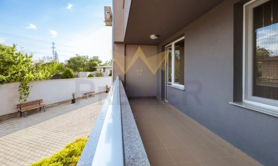 Тристаен апартамент -  - снимка 12 - Имоти Премиер