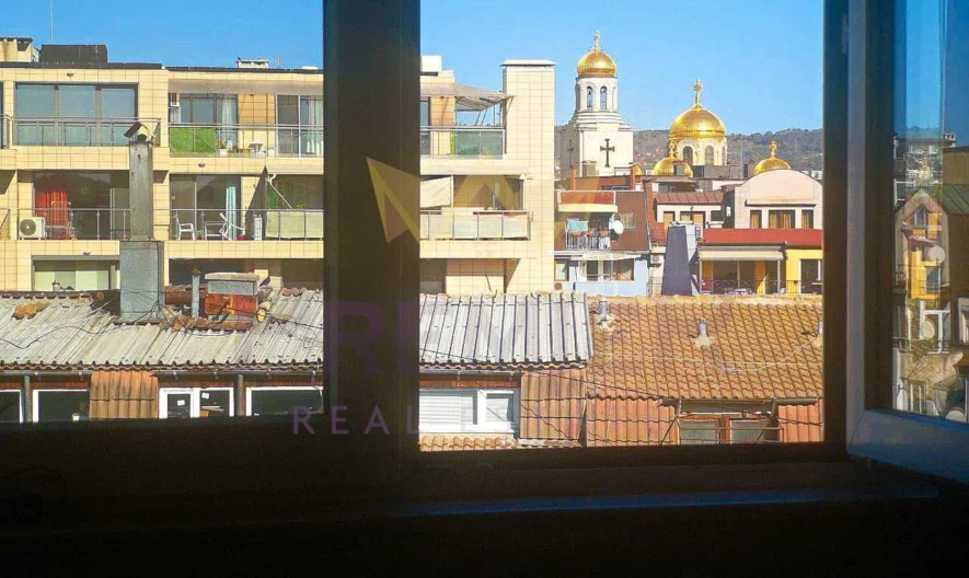 Тристаен апартамент - - снимка 13 - Имоти Премиер