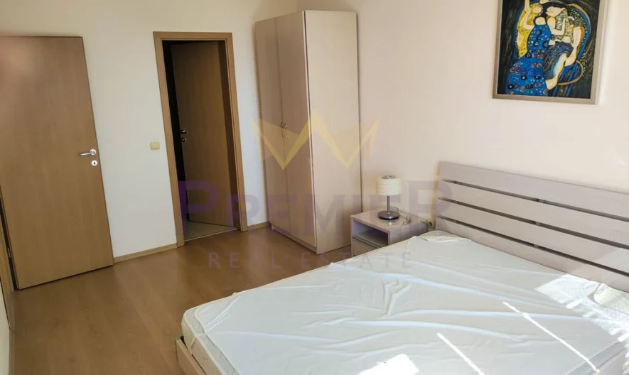 Тристаен апартамент - - снимка 16 - Имоти Премиер