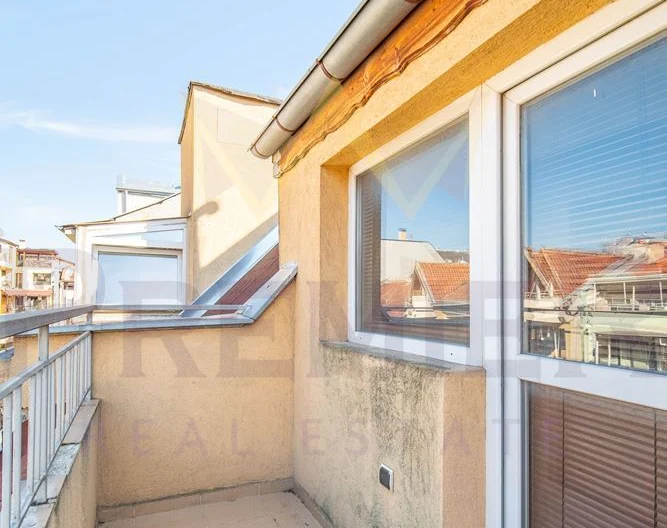 Тристаен апартамент -  - снимка 20 - Имоти Премиер