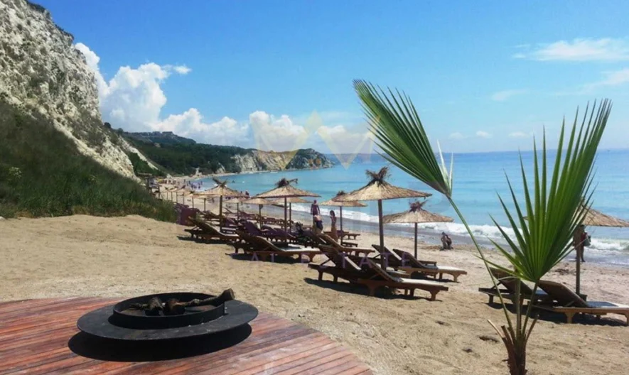 Тристаен апартамент - - снимка 6 - Имоти Премиер