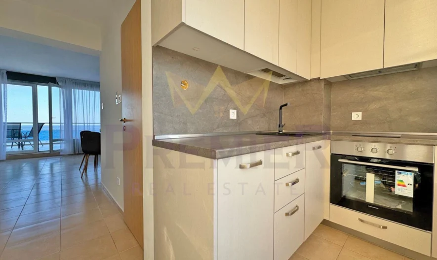 Тристаен апартамент - - снимка 8 - Имоти Премиер