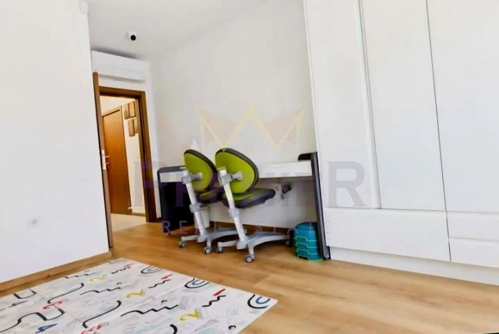 Тристаен апартамент – Гръцка махала, Варна - - снимка 8 - Имоти Премиер