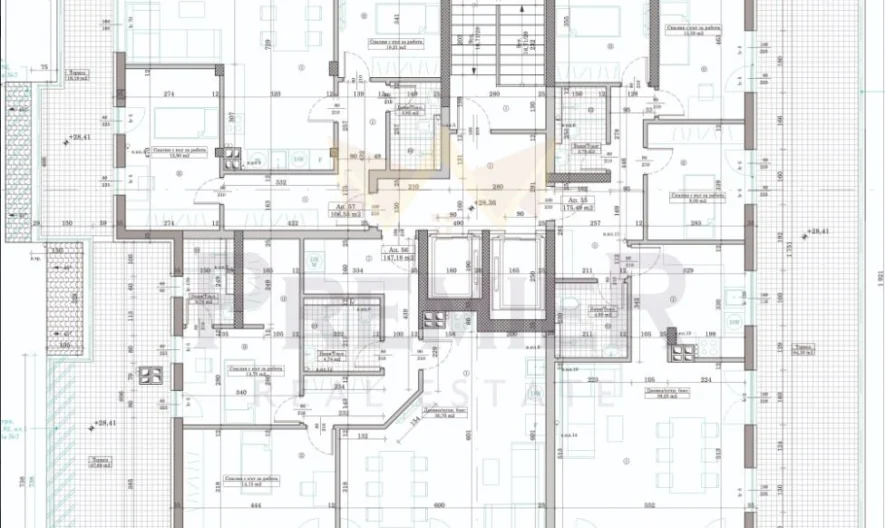 Тристаен апартамент – Кайсиева градина, Варна -  - снимка 1 - Имоти Премиер
