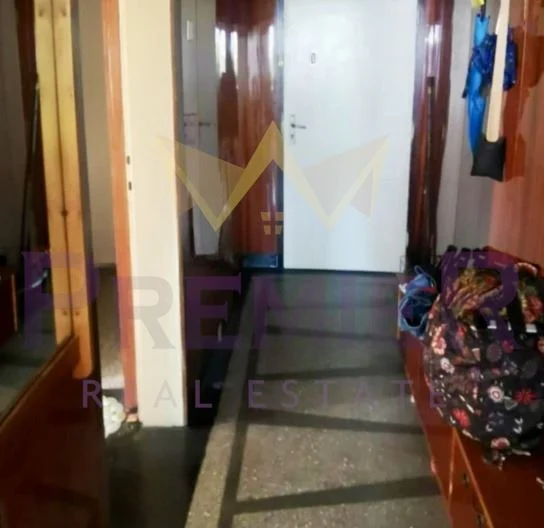 Тристаен апартамент – Колхозен пазар -  - снимка 4 - Имоти Премиер