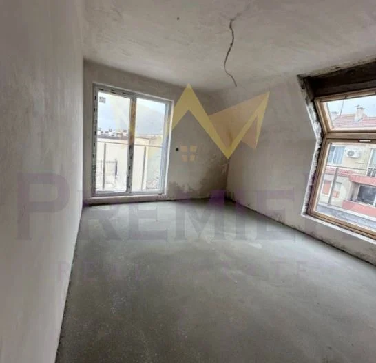 Тристаен апартамент – Колхозен пазар - - снимка 5 - Имоти Премиер